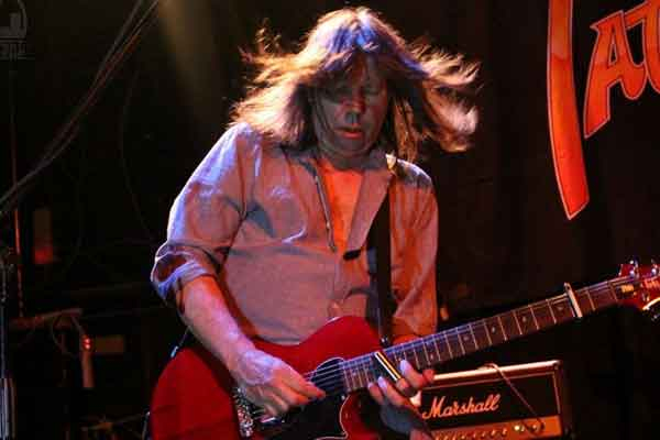 PAT TRAVERS BAND (USA)